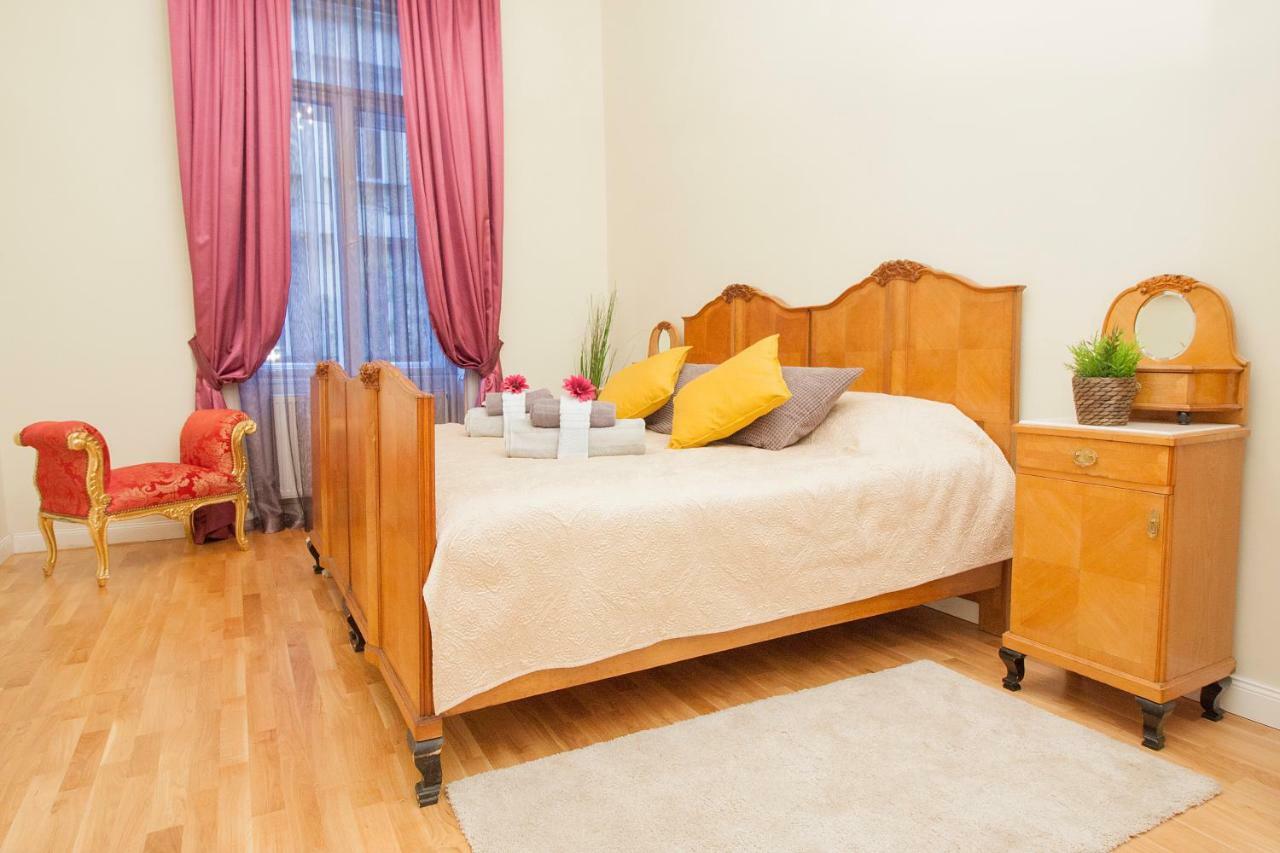 New York Palace View Apartment บูดาเปสต์ ภายนอก รูปภาพ